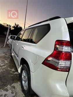 تۆیۆتا لاندكروزر پرادۆ